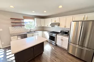 2751 Kildare Courtyard, Valparaiso, IN 46385 - Photo 5