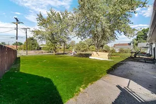 730 Clinton St, Gary, IN 46406 - Photo 17