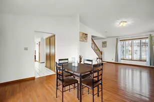 2455 W 61st Pl, Merrillville, IN 46410 - Photo 9