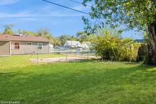 2003 Wright St, Gary, IN 46404 - Photo 17