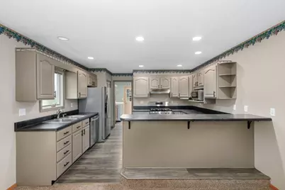 5225 E 50 N, La Porte, IN 46350 - Photo 7