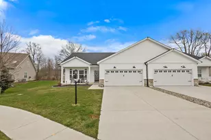 764 Blackstone Ct, Kouts, IN 46347 - Photo 3