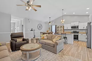 764 Blackstone Ct, Kouts, IN 46347 - Photo 9