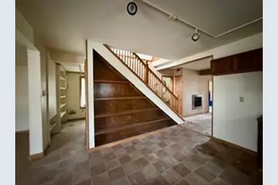 1921 E Coolspring Avenue, Trail Creek, IN 46360 - Photo 7