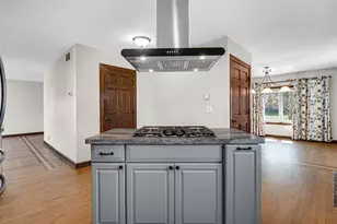 808 E 3rd St, Hobart, IN 46342 - Photo 13