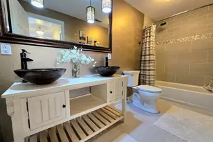 808 E 3rd St, Hobart, IN 46342 - Photo 29