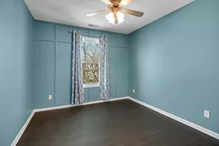 808 E 3rd St, Hobart, IN 46342 - Photo 25