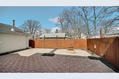 808 E 3rd Street, Hobart, IN 46342 - Photo 33