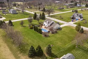 901 Bernie Ct, Chesterton, IN 46304 - Photo 7