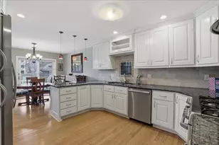 1622 Cherry Blossom Dr, Munster, IN 46321 - Photo 7