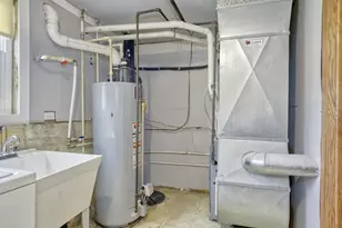 10720 N 1100 W, Demotte, IN 46310 - Photo 17