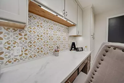 2437 E Lakeshore Drive, Crown Point, IN 46307 - Photo 33