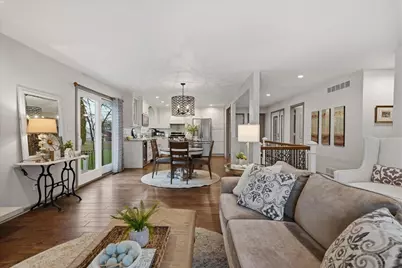 2437 E Lakeshore Drive, Crown Point, IN 46307 - Photo 15