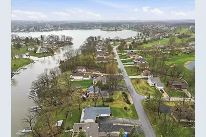 2437 E Lakeshore Drive, Crown Point, IN 46307 - Photo 63