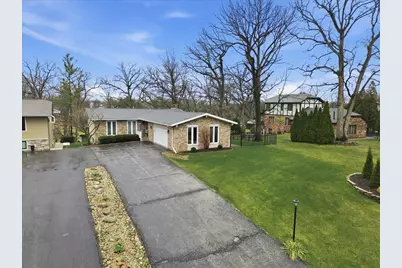 2437 E Lakeshore Drive, Crown Point, IN 46307 - Photo 49