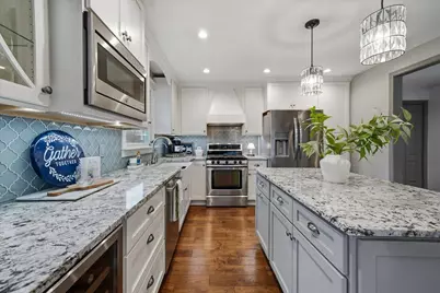 2437 E Lakeshore Drive, Crown Point, IN 46307 - Photo 7