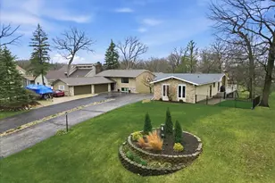 2437 E Lakeshore Dr, Crown Point, IN 46307 - Photo 51