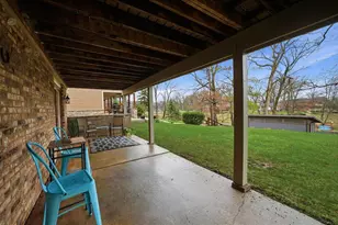 2437 E Lakeshore Dr, Crown Point, IN 46307 - Photo 43