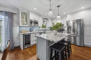 2437 E Lakeshore Dr, Crown Point, IN 46307 - Photo 9