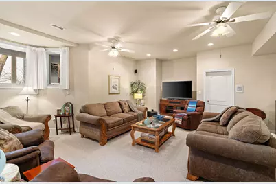 7412 Forest Ridge Drive, Schererville, IN 46375 - Photo 47