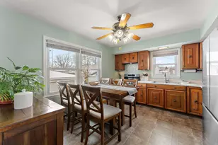 1250 N Rensselaer Ct, Griffith, IN 46319 - Photo 5