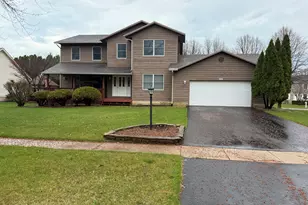 124 Beverly Dr, Chesterton, IN 46304 - Photo 1