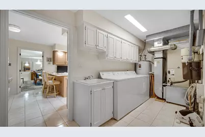 2255 Bordeaux Walk #A2, Highland, IN 46322 - Photo 17