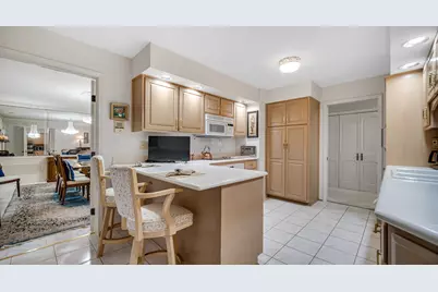 2255 Bordeaux Walk #A2, Highland, IN 46322 - Photo 11