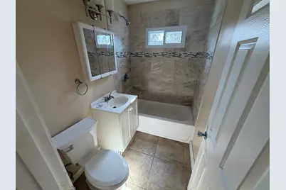 4247 W 19th Place, Gary, IN 46404 - Photo 5