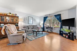 4432 W 15th St, Hobart, IN 46342 - Photo 5