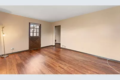 9349 Saric Drive, Highland, IN 46322 - Photo 13