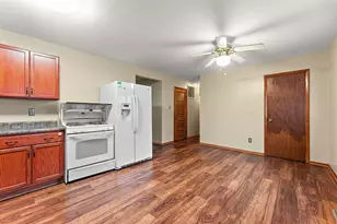 9349 Saric Dr, Highland, IN 46322 - Photo 5