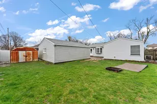 9349 Saric Dr, Highland, IN 46322 - Photo 15