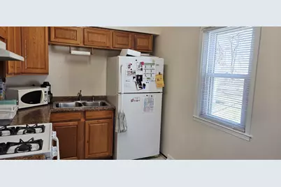 2635 Parkway Drive, Highland, IN 46322 - Photo 5