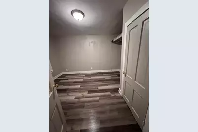 255 College Avenue, Valparaiso, IN 46383 - Photo 11