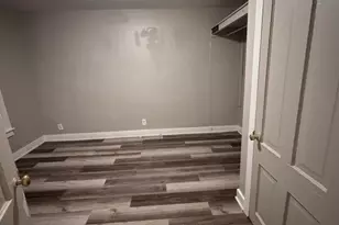 255 College Ave, Valparaiso, IN 46383 - Photo 11