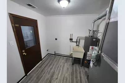 812 W Daumer Road #C1, Kouts, IN 46347 - Photo 11