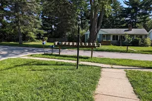 812 W Daumer Rd, Kouts, IN 46347 - Photo 7