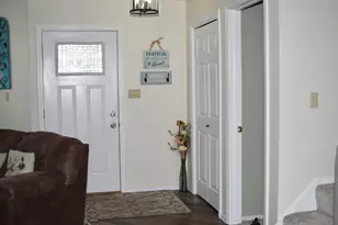 242 Bluegrass Dr, Schererville, IN 46375 - Photo 5