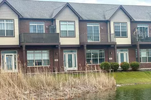 938 Fountain Pl, Schererville, IN 46375 - Photo 1