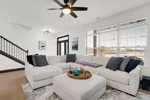 938 Fountain Pl, Schererville, IN 46375 - Photo 11