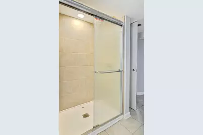 7204 Schneider Avenue, Hammond, IN 46323 - Photo 19