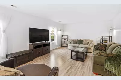 1819 Burgundy Street, Schererville, IN 46375 - Photo 5