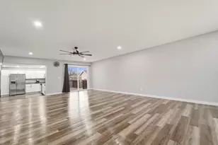 2886 Warren St, Lake Station, IN 46405 - Photo 5