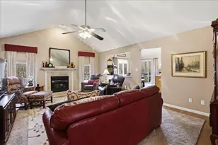 6528 Tumbleweed Ln, Schererville, IN 46375 - Photo 9