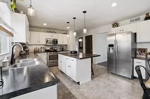 509 Shawnee Dr, Lowell, IN 46356 - Photo 13