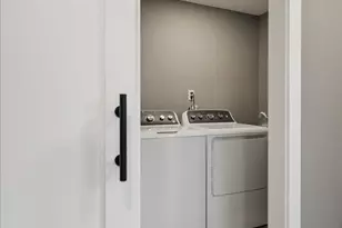 503 Institute St, Valparaiso, IN 46383 - Photo 17