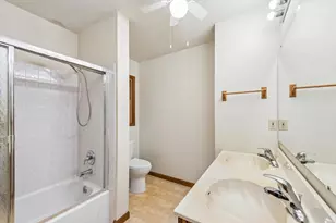 411 Northfield Ln, Valparaiso, IN 46383 - Photo 15