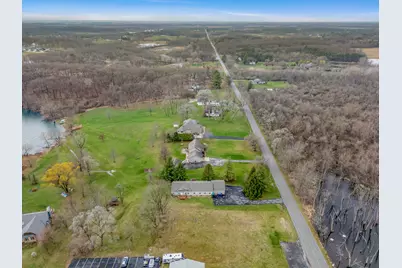 678 W Division Road, Hebron, IN 46341 - Photo 31