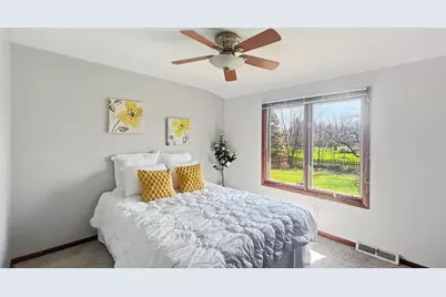 25 S Cherrywood Lane, Valparaiso, IN 46385 - Photo 19